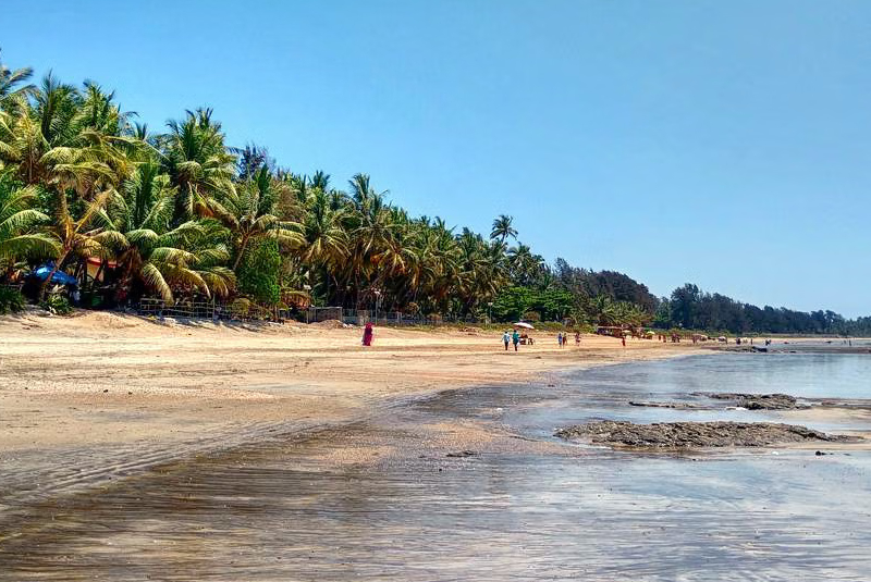 Akshi Beach